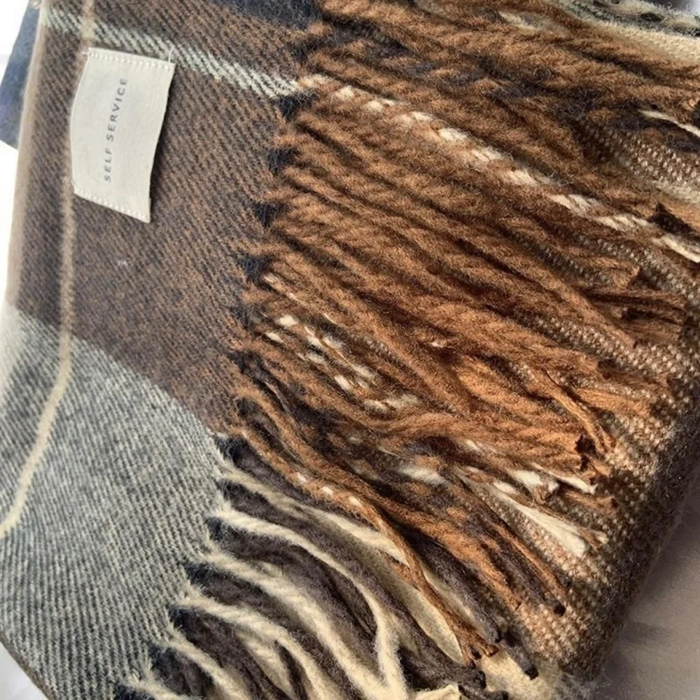 Oversized Brown Tan Plaid Blanket Scarf Wrap | Fringe Neutral Winter Shawl